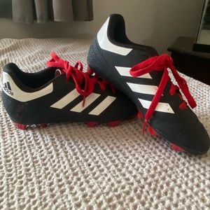 Adidas Soccer Cleats (12.5)
